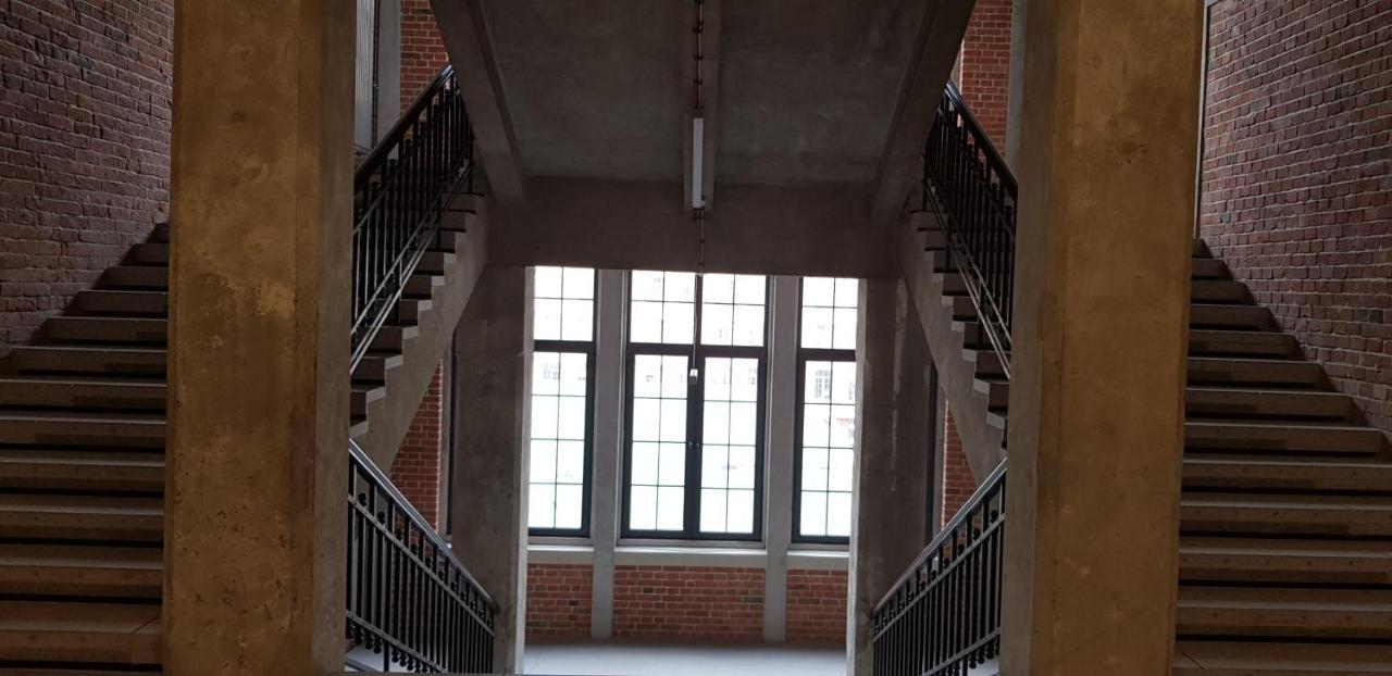 Loft Hiellego Apartment Zyrardow Bagian luar foto